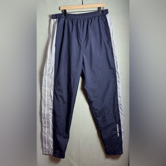 New Balance Men’s Vintage Nylon Track Pants Navy size XL Streetwear - Picture 1 of 12